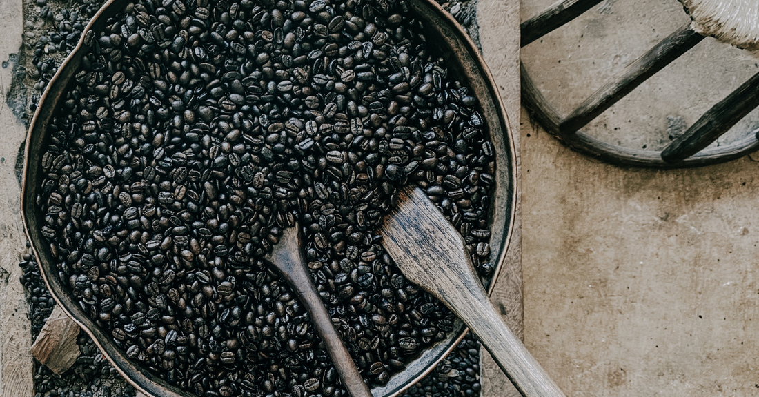 Roast coffee in a pan
